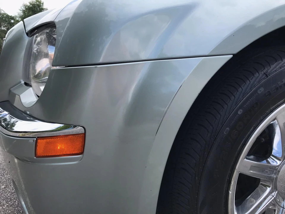 2005 Chrysler 300 (2005-2023) - Image 28 of 31