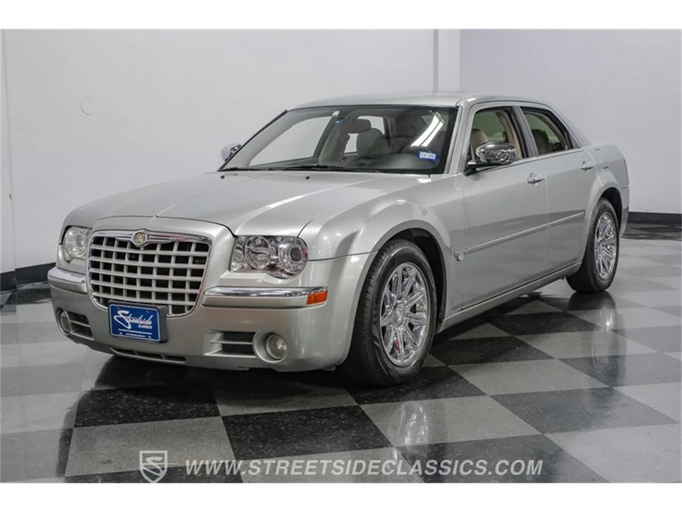 2005 Chrysler 300 (2005-2023) - Image 19 of 31