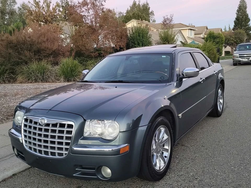 2005 Chrysler 300 (2005-2023) - Image 11 of 11