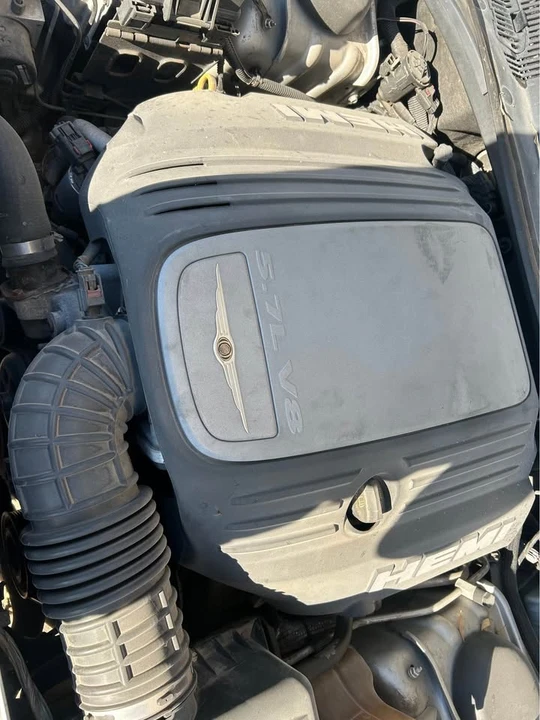 2005 Chrysler 300 (2005-2023) - Image 3 of 10