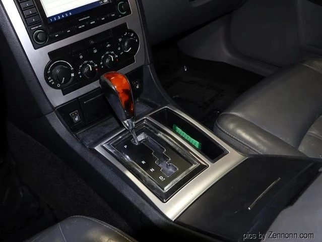 2005 Chrysler 300 (2005-2023) - Image 18 of 21