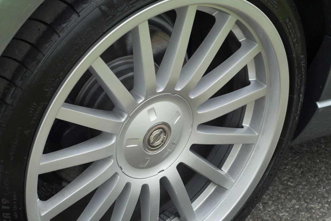 2005 Chrysler Crossfire - Image 4 of 31