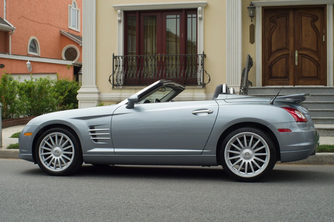 2005 Chrysler Crossfire - Image 7 of 31