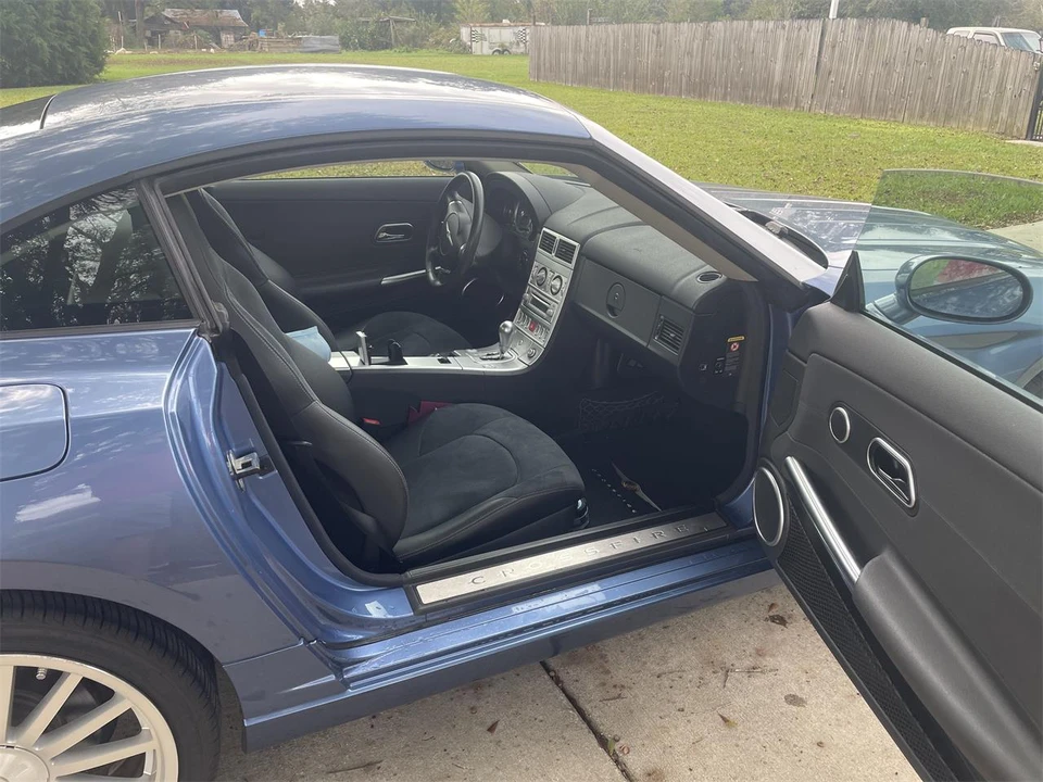 2005 Chrysler Crossfire - Image 20 of 29