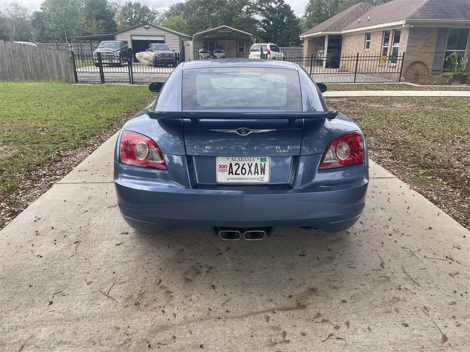 2005 Chrysler Crossfire - Image 10 of 29