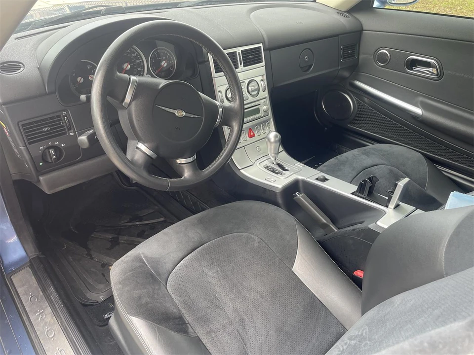 2005 Chrysler Crossfire - Image 19 of 29