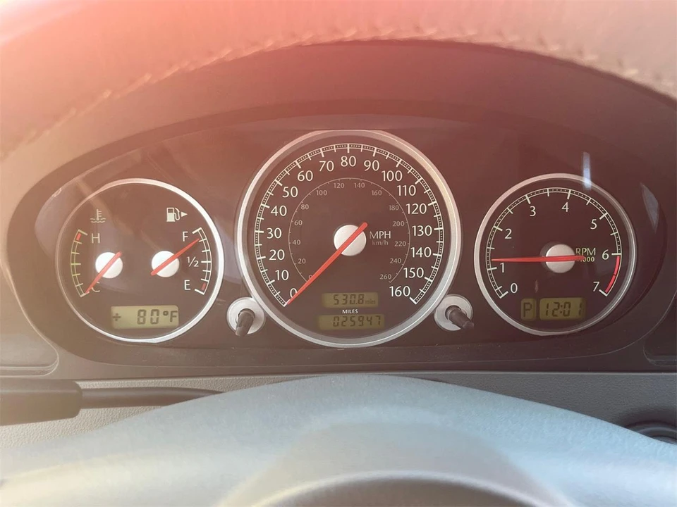 2005 Chrysler Crossfire - Image 4 of 7