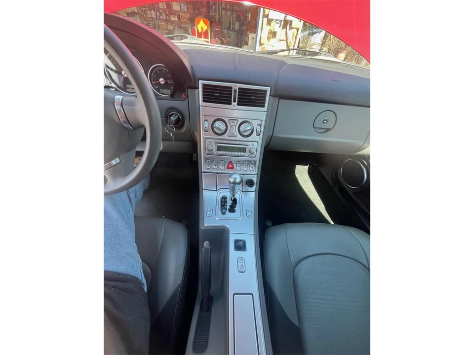 2005 Chrysler Crossfire - Image 5 of 7