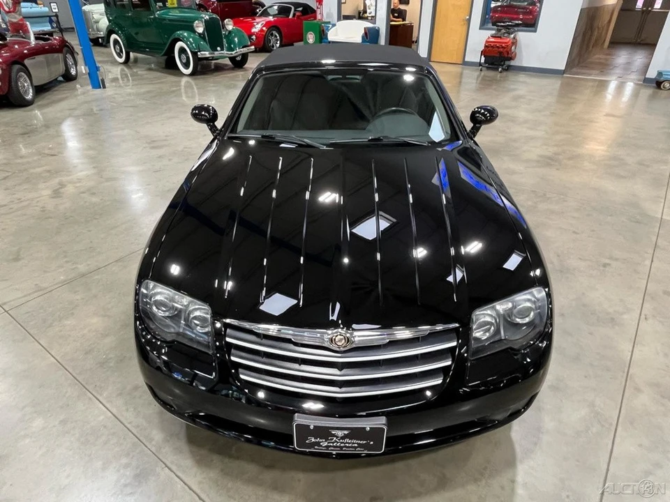 2005 Chrysler Crossfire - Image 9 of 24