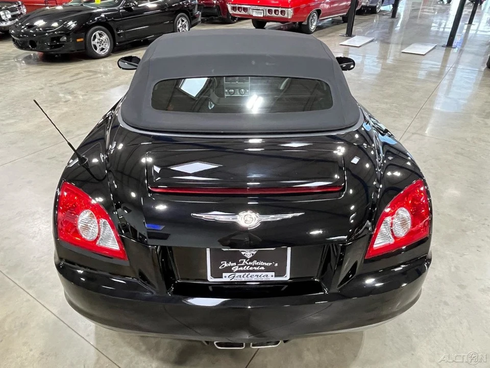 2005 Chrysler Crossfire - Image 13 of 24
