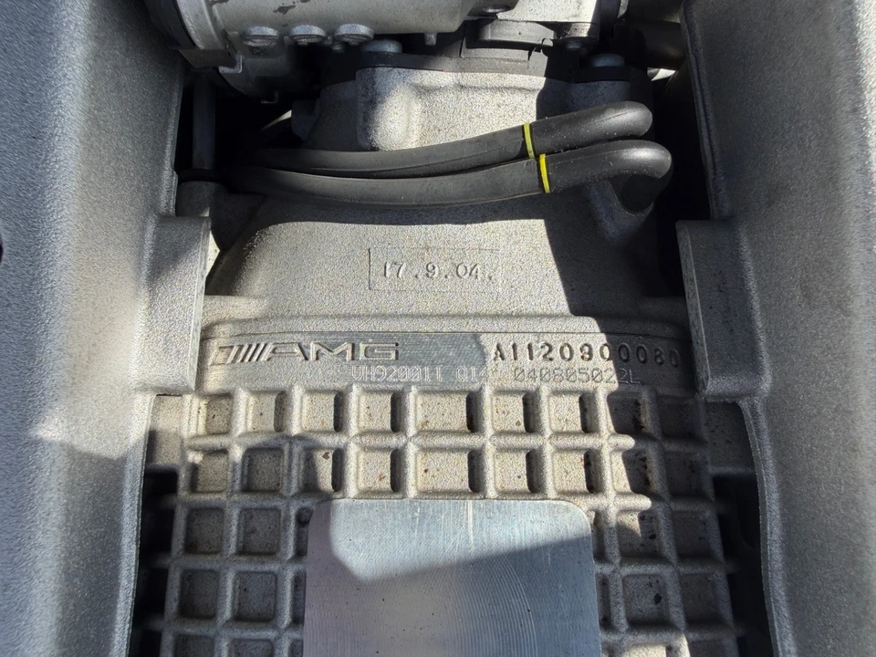 2005 Chrysler Crossfire - Image 28 of 31