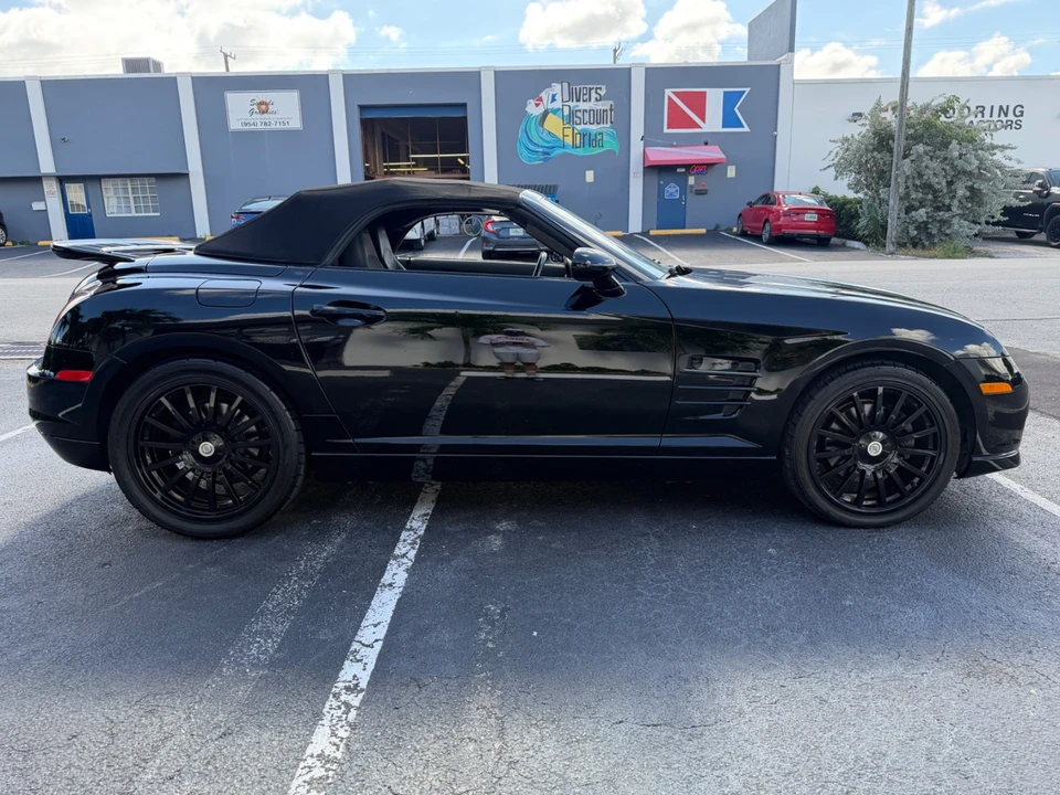 2005 Chrysler Crossfire - Image 14 of 31