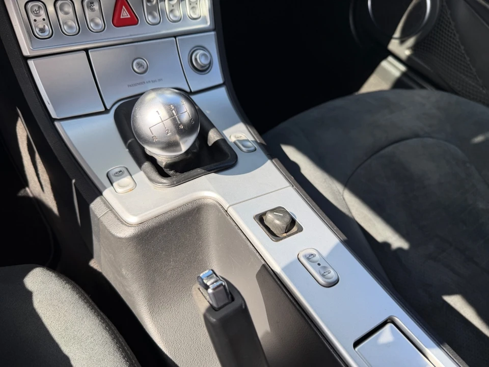 2005 Chrysler Crossfire - Image 21 of 31