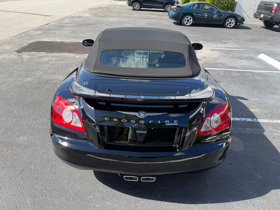 2005 Chrysler Crossfire - Image 12 of 31