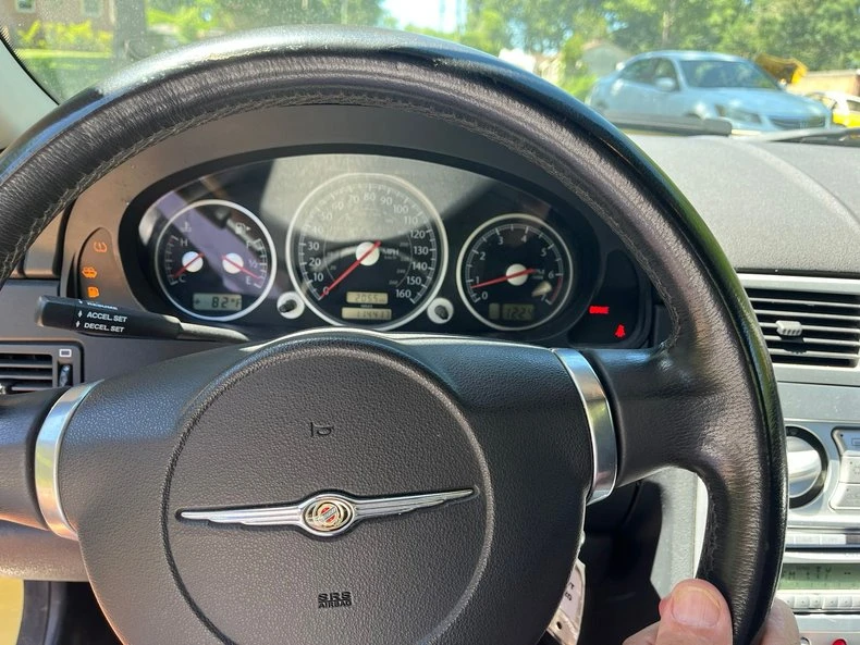 2005 Chrysler Crossfire - Image 9 of 12