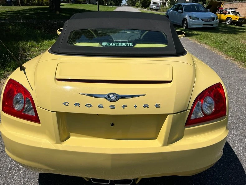 2005 Chrysler Crossfire - Image 3 of 12