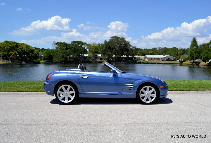 2005 Chrysler Crossfire - Image 3 of 10
