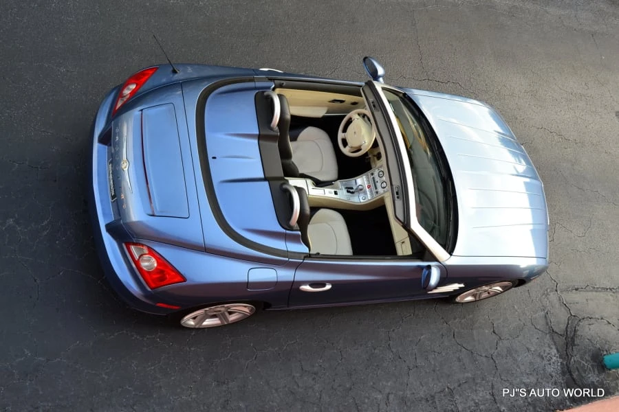 2005 Chrysler Crossfire - Image 6 of 10