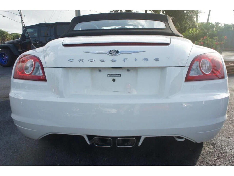 2005 Chrysler Crossfire - Image 4 of 19