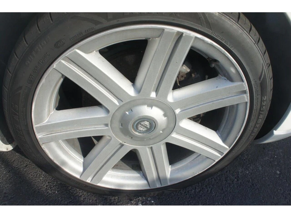 2005 Chrysler Crossfire - Image 17 of 19