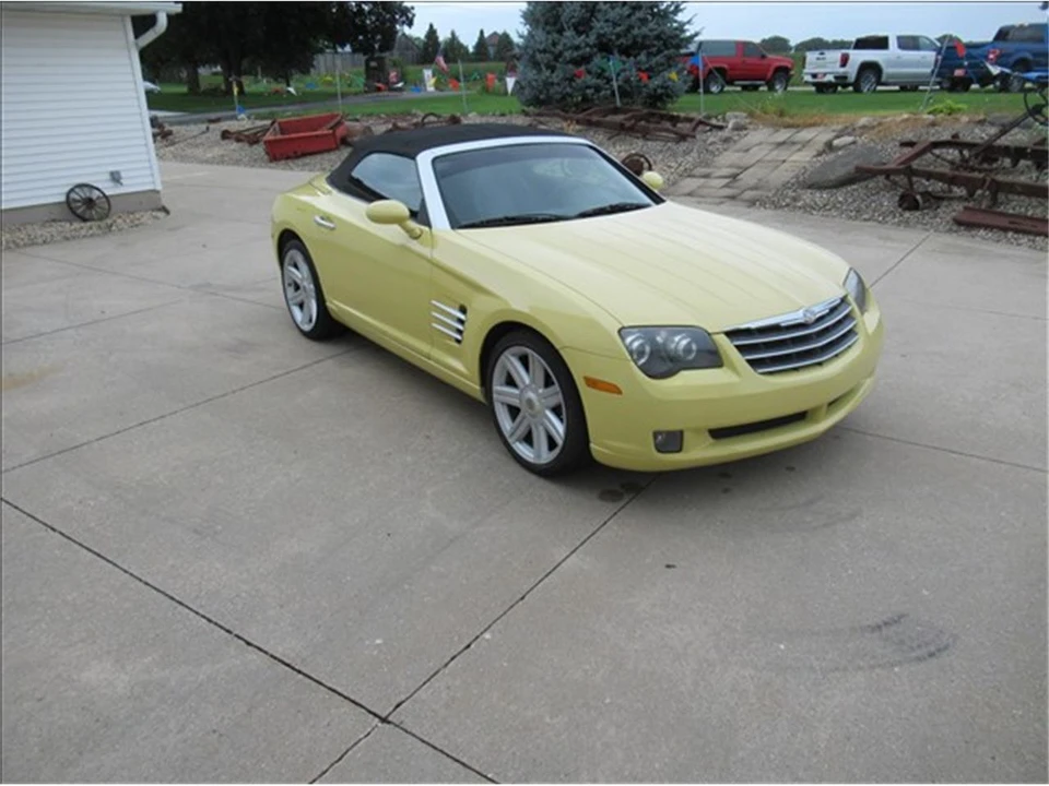 2005 Chrysler Crossfire - Image 4 of 18