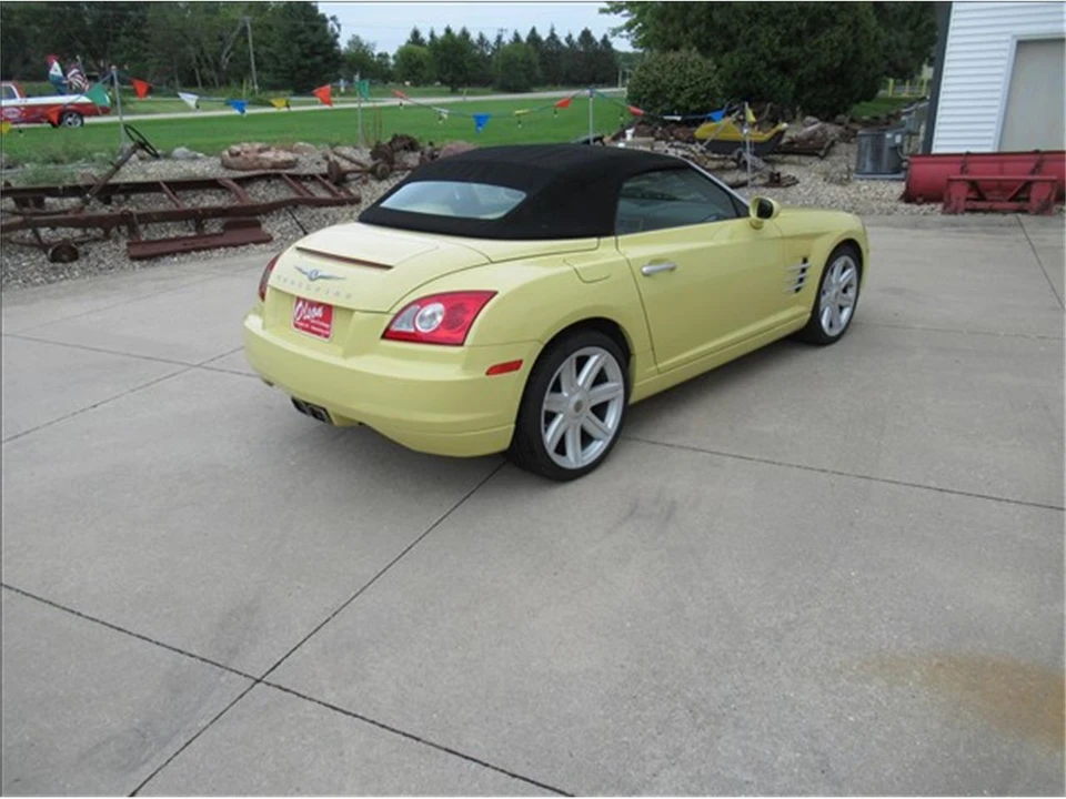 2005 Chrysler Crossfire - Image 6 of 18
