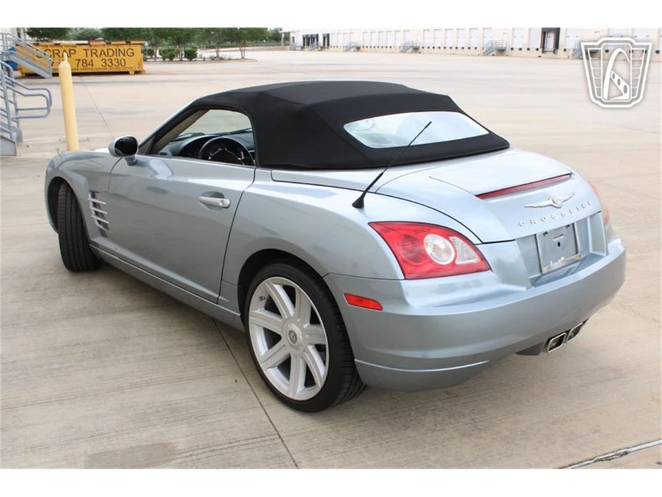 2005 Chrysler Crossfire - Image 16 of 31
