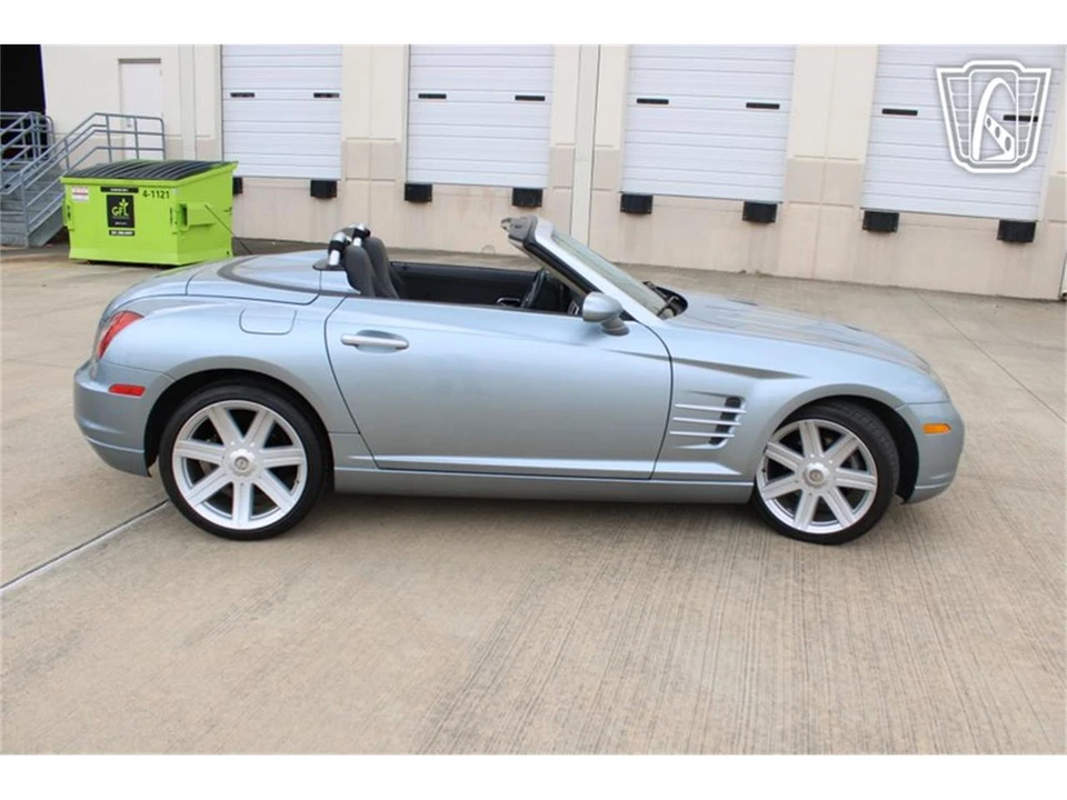 2005 Chrysler Crossfire - Image 4 of 31