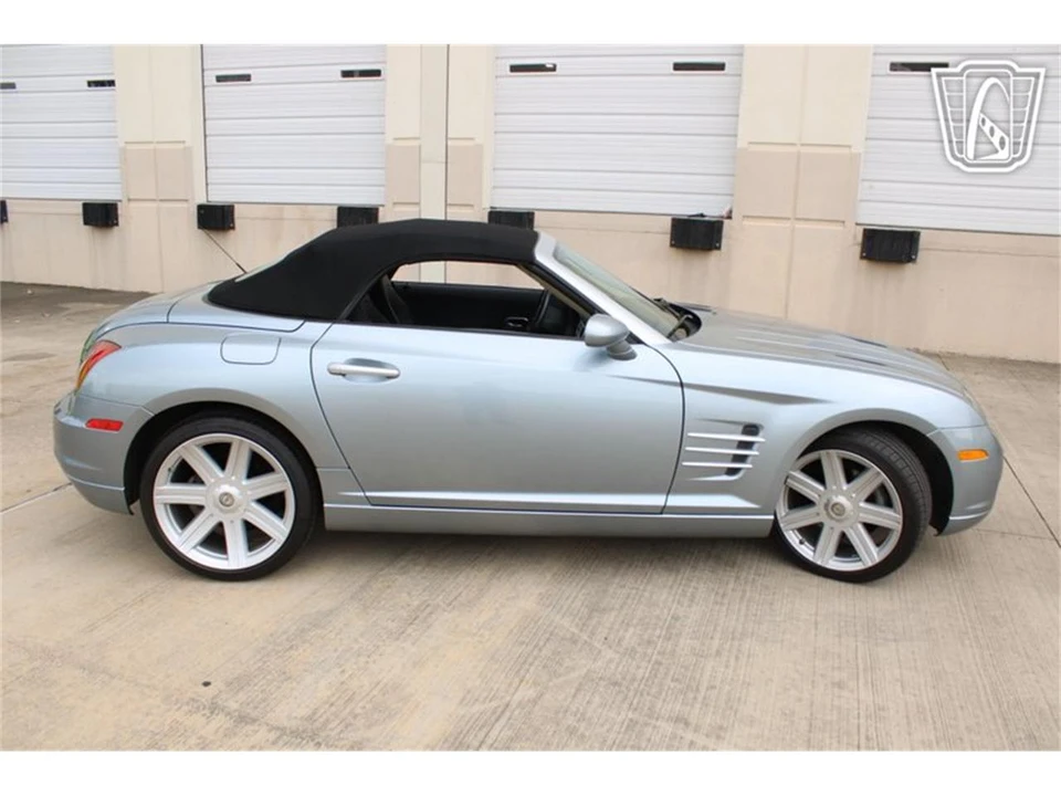 2005 Chrysler Crossfire - Image 25 of 31
