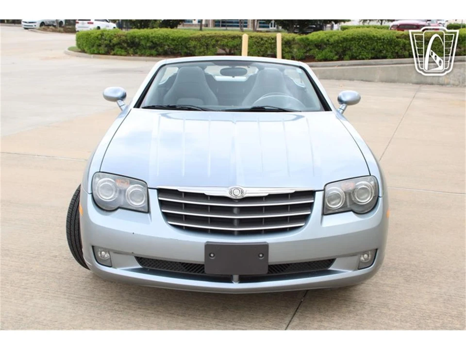 2005 Chrysler Crossfire - Image 5 of 31