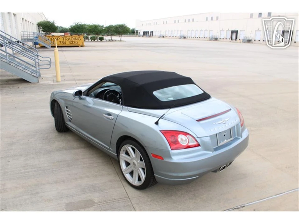 2005 Chrysler Crossfire - Image 15 of 31