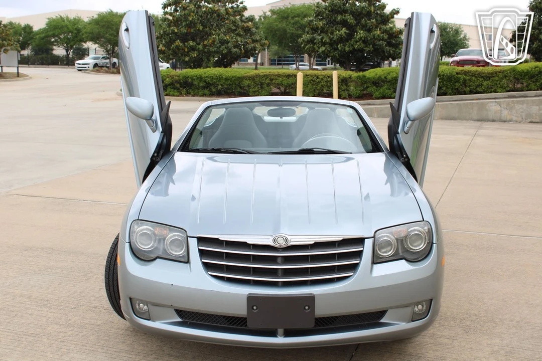 2005 Chrysler Crossfire - Image 7 of 12