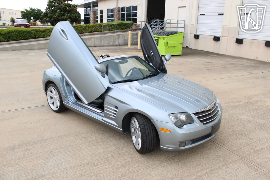2005 Chrysler Crossfire - Image 11 of 12