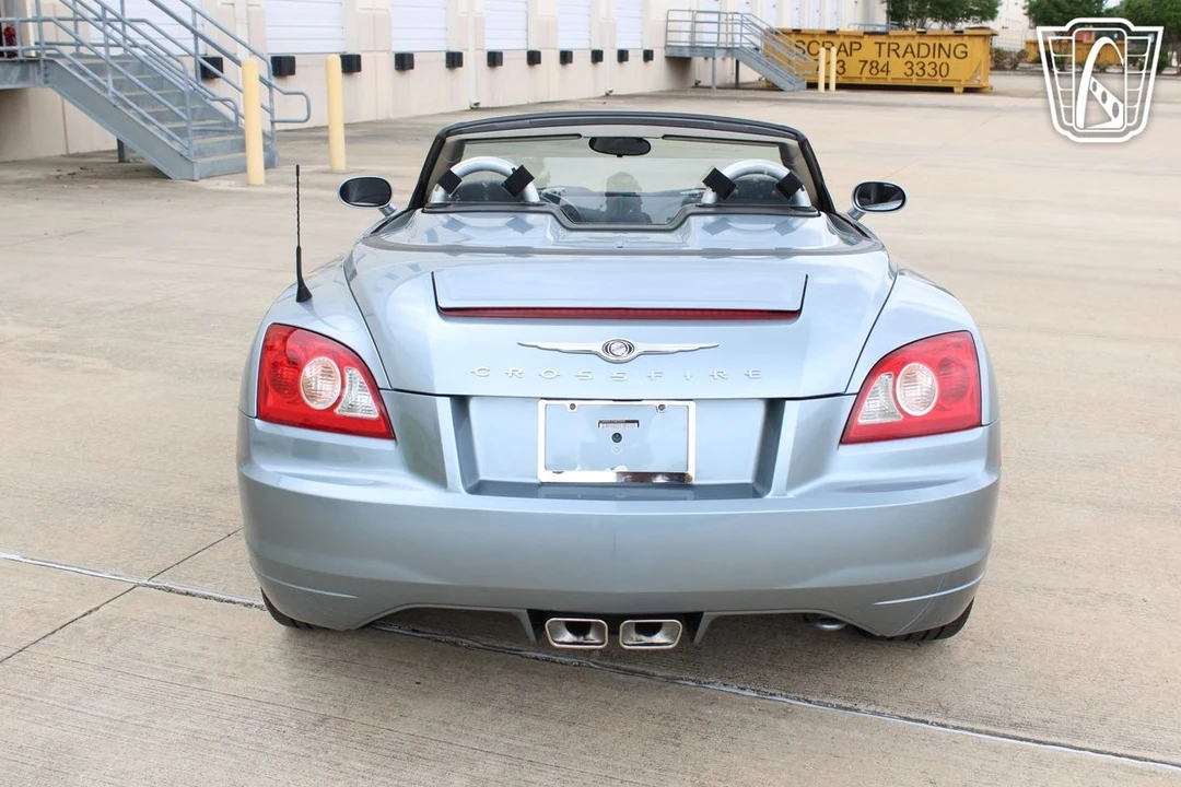 2005 Chrysler Crossfire - Image 4 of 12