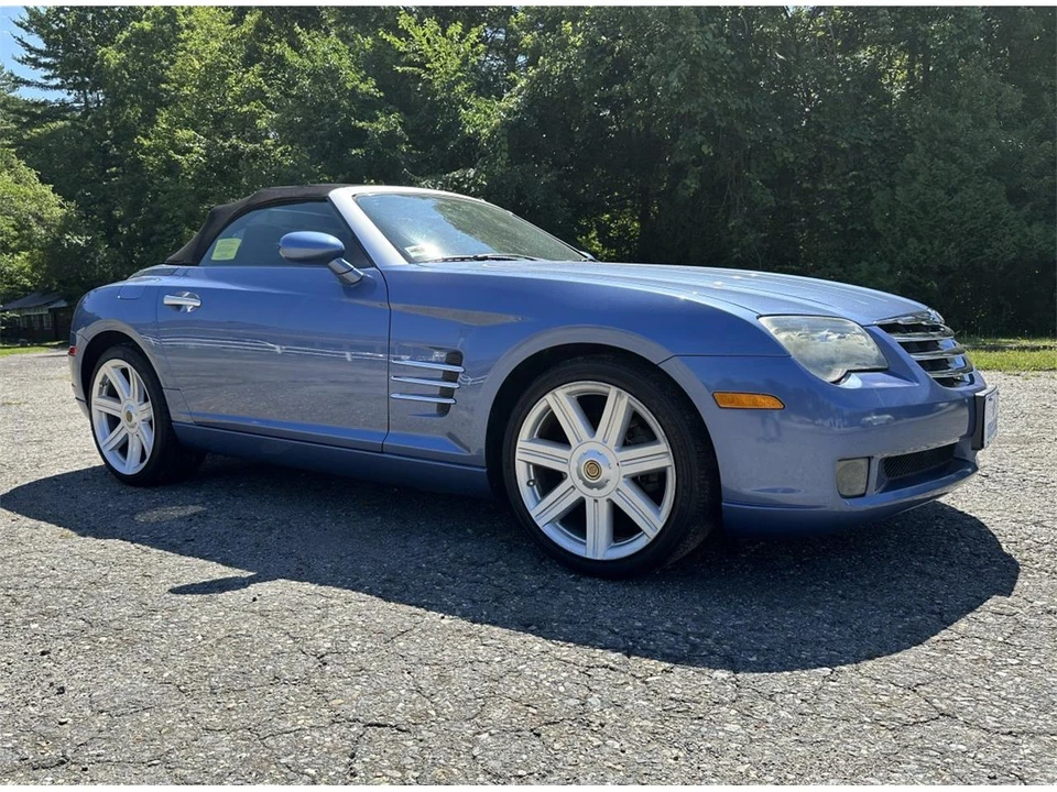 2005 Chrysler Crossfire - Image 5 of 31