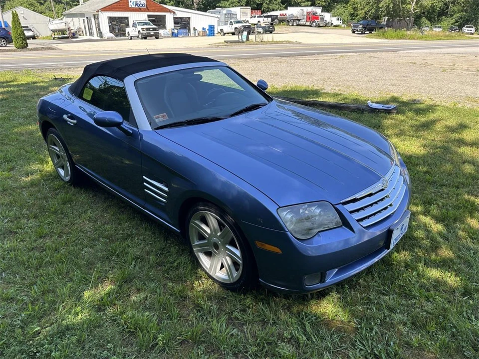 2005 Chrysler Crossfire - Image 7 of 31