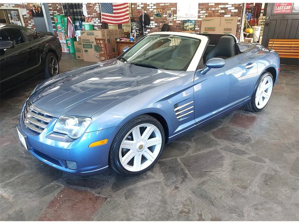 2005 Chrysler Crossfire - Image 4 of 31