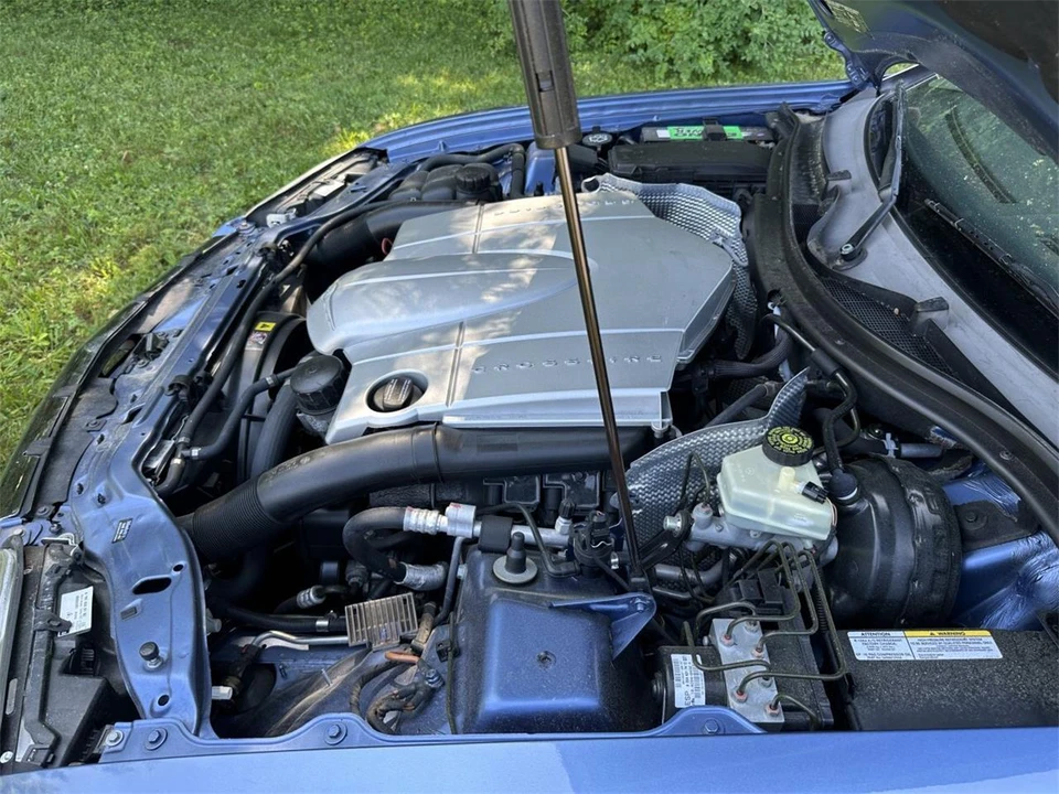 2005 Chrysler Crossfire - Image 24 of 31