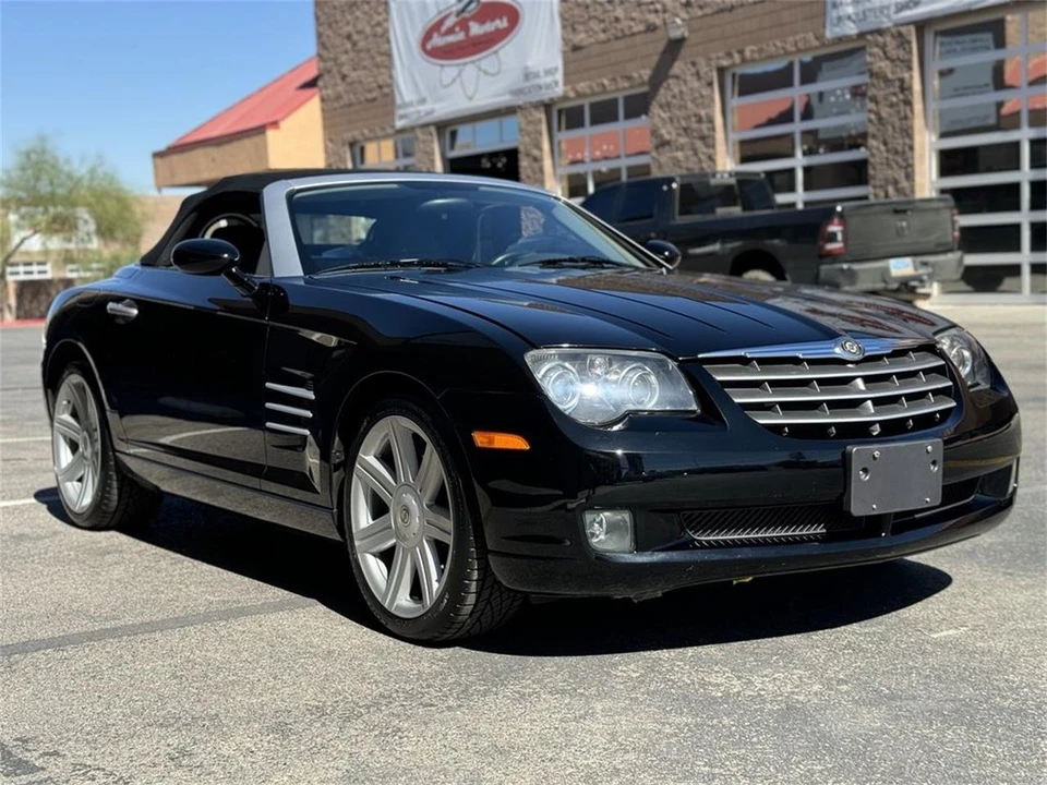 2005 Chrysler Crossfire - Image 6 of 26