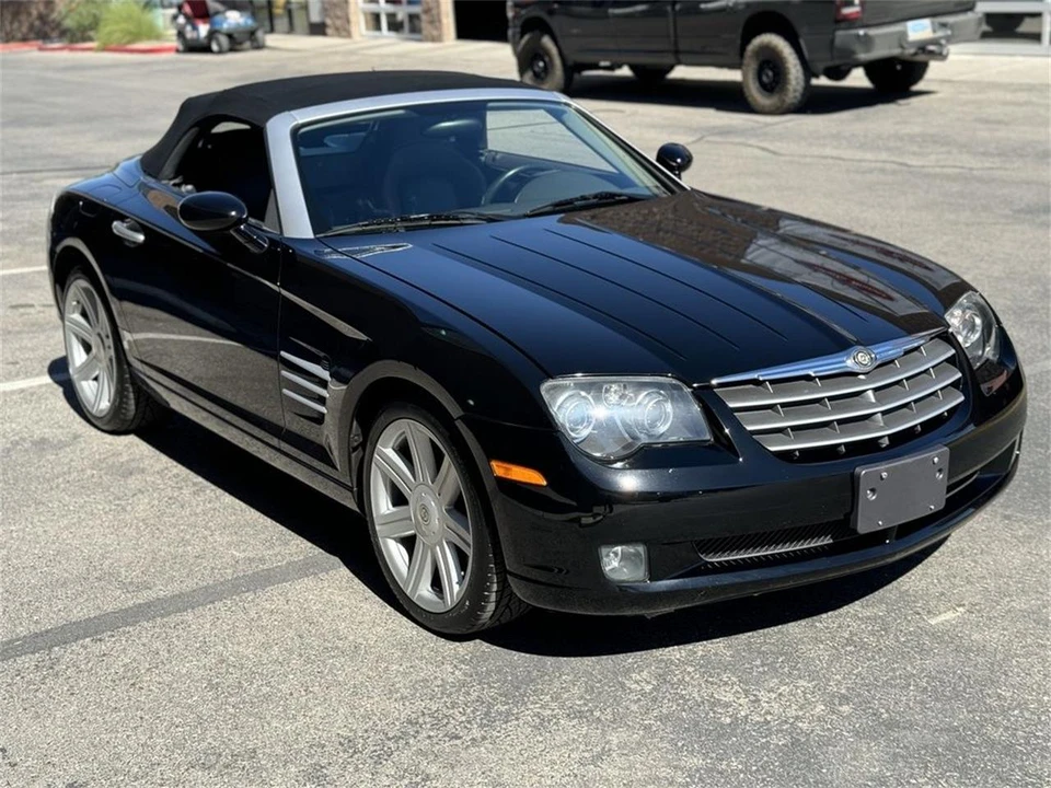 2005 Chrysler Crossfire - Image 7 of 26