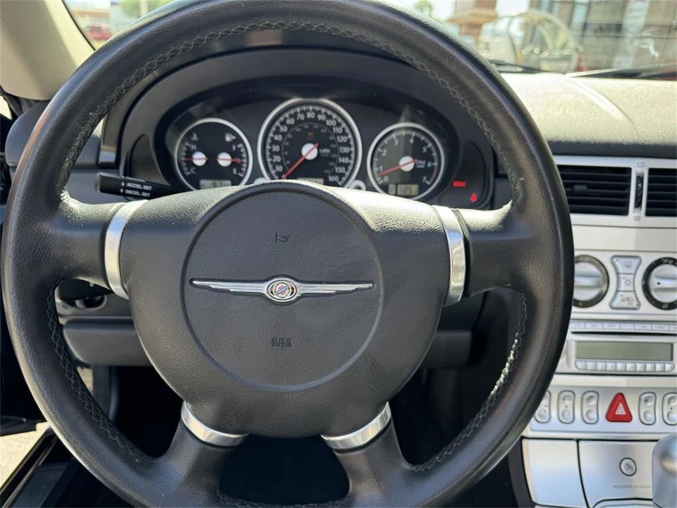 2005 Chrysler Crossfire - Image 20 of 26