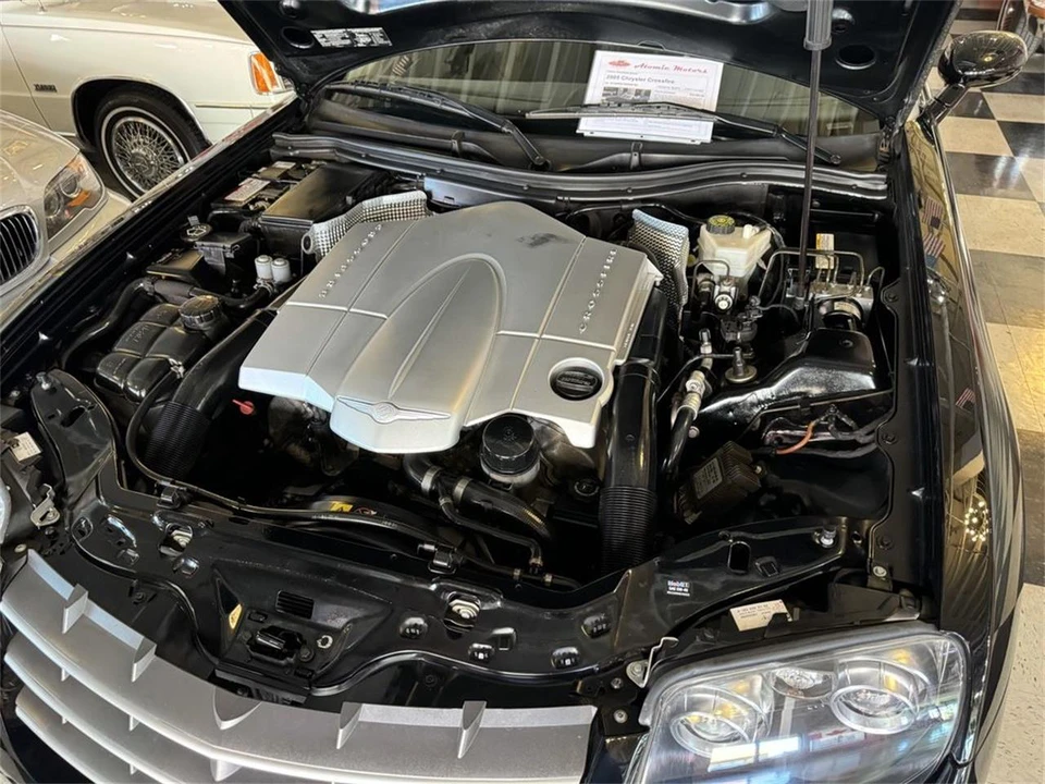 2005 Chrysler Crossfire - Image 24 of 26