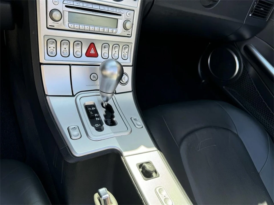 2005 Chrysler Crossfire - Image 21 of 26