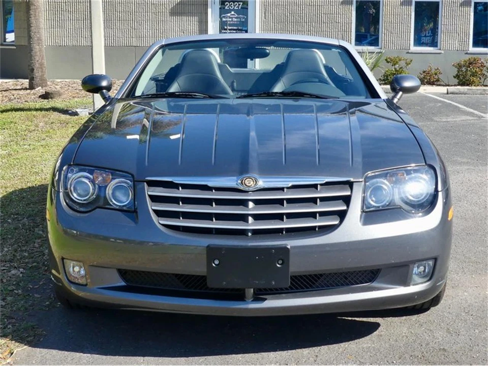 2005 Chrysler Crossfire - Image 3 of 31