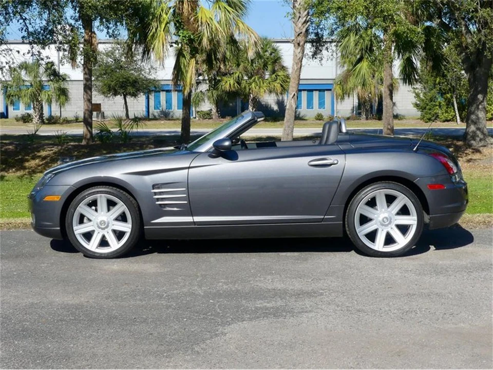 2005 Chrysler Crossfire - Image 15 of 31