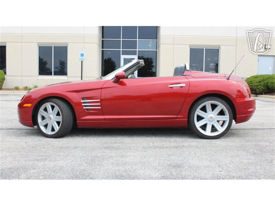 2005 Chrysler Crossfire - Image 22 of 31