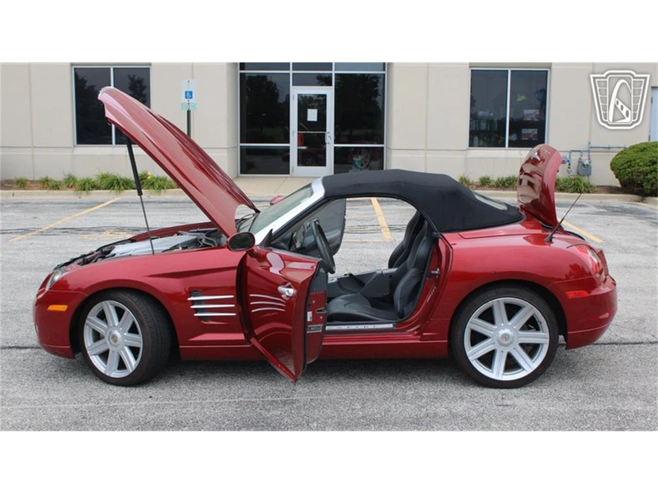 2005 Chrysler Crossfire - Image 7 of 31
