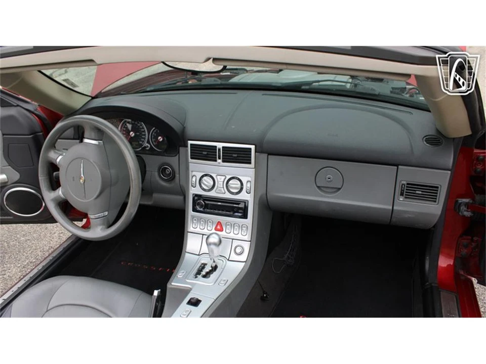 2005 Chrysler Crossfire - Image 17 of 31
