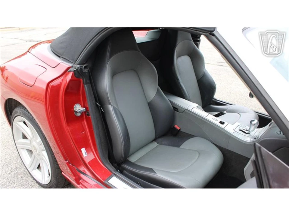 2005 Chrysler Crossfire - Image 14 of 31