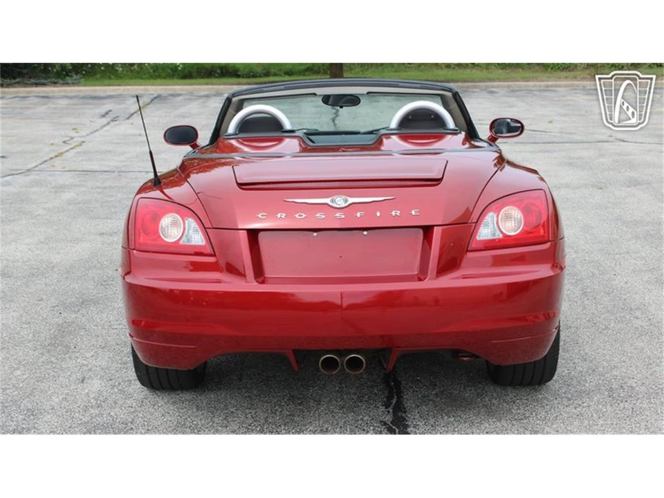 2005 Chrysler Crossfire - Image 26 of 31